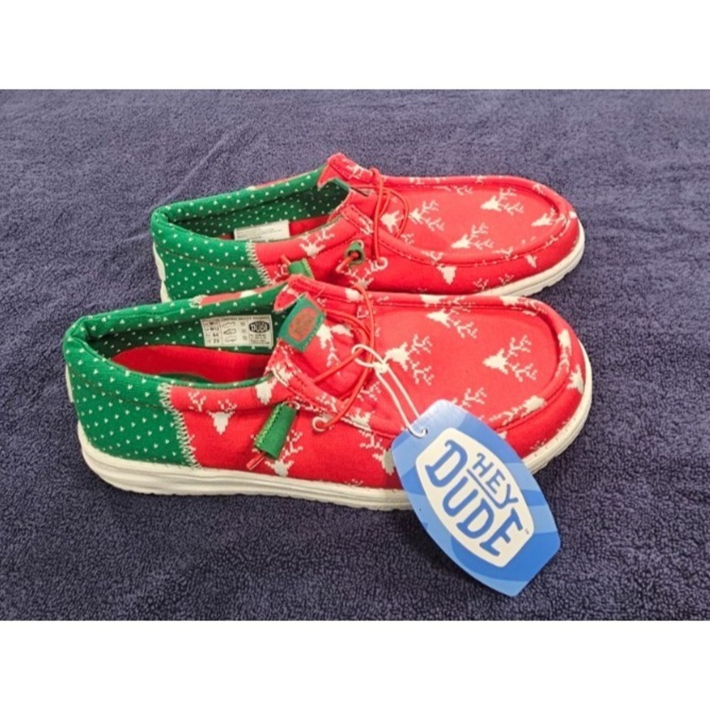 Hey Dude Wally Holiday hoes Mens Red/Green Canvas Christmas Slip On Size 11